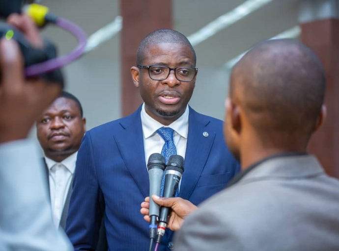 Assemblée Nationale : Eric Tshikuma dépose une Proposition de Loi portant modification du Code du Travail en vigueur en RDC !